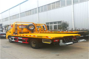 和平门附近拖车救援搭电